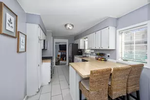 500 W Grove St, Greenville, MI 48838 - Photo 8