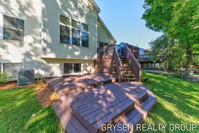 642 Clover Ridge Avenue NW, Grand Rapids, MI 49504 - Photo 36