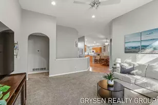 642 Clover Ridge Ave NW, Grand Rapids, MI 49504 - Photo 16