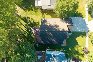 642 Clover Ridge Ave NW, Grand Rapids, MI 49504 - Photo 40