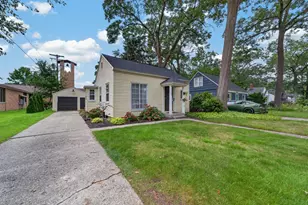 1629 Montague Ave, Muskegon, MI 49441 - Photo 1