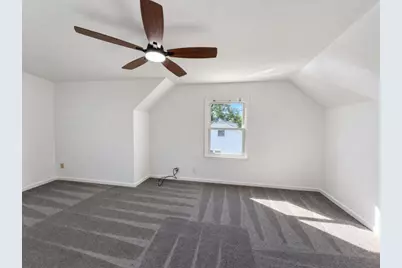 1922 Miles Avenue, Kalamazoo, MI 49001 - Photo 8
