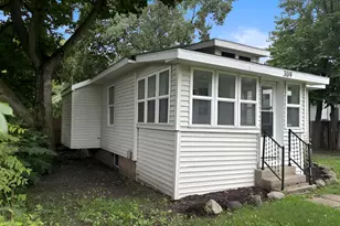 309 W Riverside Dr, Ionia, MI 48846 - Photo 6