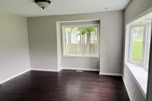 309 W Riverside Dr, Ionia, MI 48846 - Photo 12