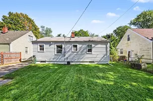 1110 Hull Ave, Ypsilanti, MI 48198 - Photo 16