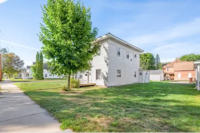 203 N 3rd Avenue, Big Rapids, MI 49307 - Photo 4