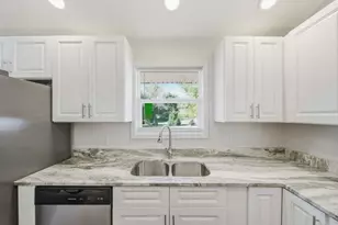 627 Vaughn St, Eaton Rapids, MI 48827 - Photo 10
