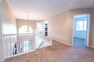 39244 Canterbury Dr, Harrison Township, MI 48045 - Photo 24