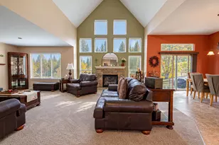 39244 Canterbury Dr, Harrison Township, MI 48045 - Photo 10