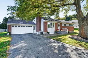 1938 Moerland Ct NW, Grand Rapids, MI 49504 - Photo 2