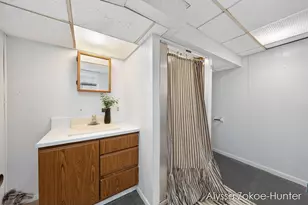 1938 Moerland Ct NW, Grand Rapids, MI 49504 - Photo 38