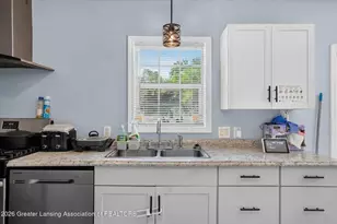 707 Sawyer Rd, Lansing, MI 48911 - Photo 16