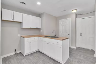 18491 Brady, Bedford, MI 48240 - Photo 8