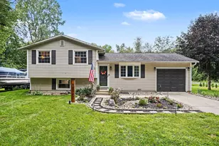 95427 Magician Lk Rd, Dowagiac, MI 49047 - Photo 4