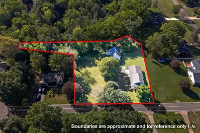 4750 N Coloma Road, Coloma, MI 49038 - Photo 12