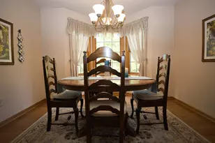 6180 Northridge Hills Dr, Brighton, MI 48116 - Photo 2