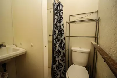 222 N Rowland Street, Cassopolis, MI 49031 - Photo 10