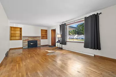 122 Kellogg Street, Battle Creek, MI 49037 - Photo 6