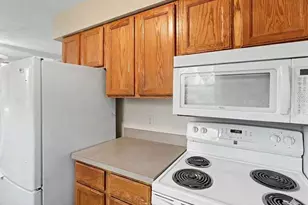 3460 La Salle Dr, Ann Arbor, MI 48108 - Photo 6