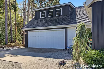 8384 Baldwin Street, Zeeland, MI 49464 - Photo 4