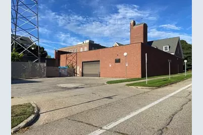 518 Columbus Avenue, Grand Haven, MI 49417 - Photo 2