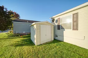 1055 Cambry Cir, Grass Lake, MI 49240 - Photo 32
