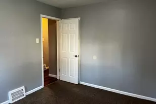 20528 Hamburg St, Detroit, MI 48205 - Photo 10