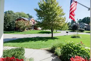 16897 Birchview Ct, Nunica, MI 49448 - Photo 8