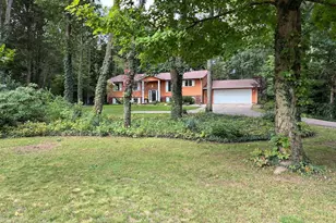 9511 E ML Ave, Galesburg, MI 49053 - Photo 2