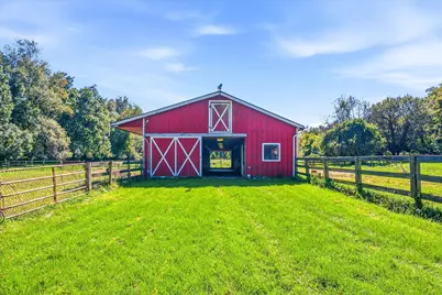 2785 Pearson Road, Milford, MI 48380 - Photo 32