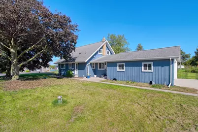 195 Southern Shores Drive, Brooklyn, MI 49230 - Photo 1