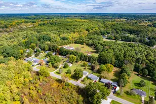 20398 Pine Lake Rd, Battle Creek, MI 49014 - Photo 46