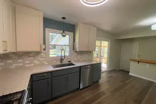 20398 Pine Lake Rd, Battle Creek, MI 49014 - Photo 8