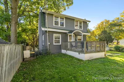 1621 Southampton Drive SE, Grand Rapids, MI 49508 - Photo 2