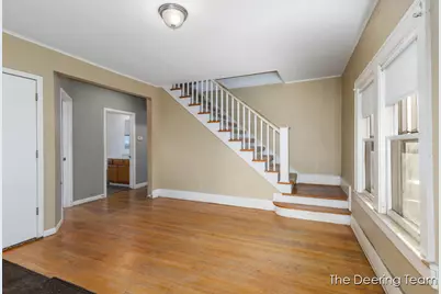 1621 Southampton Drive SE, Grand Rapids, MI 49508 - Photo 6