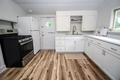 418 E Arbor Street E, Marcellus, MI 49067 - Photo 8