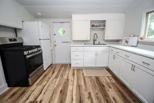 418 E Arbor Street E, Marcellus, MI 49067 - Photo 8