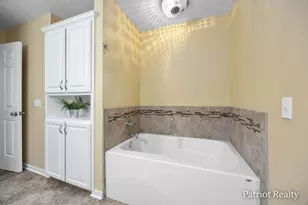 4345 Cherway Ct SW, Grandville, MI 49418 - Photo 16
