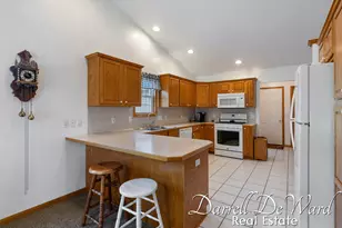 4172 Pintail Ct, Hudsonville, MI 49426 - Photo 10
