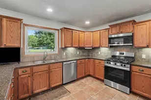 1233 Heather Dr, Holland, MI 49423 - Photo 12