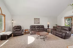 1233 Heather Dr, Holland, MI 49423 - Photo 6