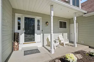 1233 Heather Dr, Holland, MI 49423 - Photo 4