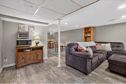 2009 Darby Drive, Lansing, MI 48906 - Photo 34