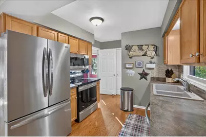 2009 Darby Drive, Lansing, MI 48906 - Photo 14