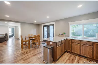 6346 S Sheridan Road, Sheridan, MI 48884 - Photo 8