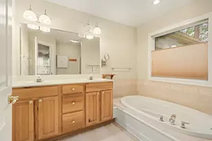 8383 Copper Harbor St, Kalamazoo, MI 49009 - Photo 10
