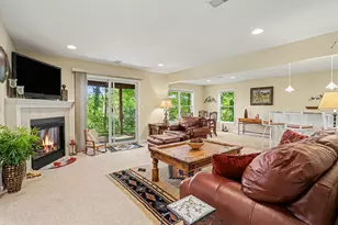 1538 Beechtree Cmns, Grand Haven, MI 49417 - Photo 4