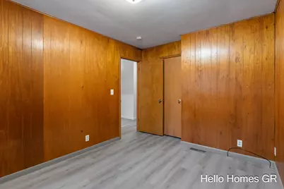 1135 Carrier Creek Boulevard NE, Grand Rapids, MI 49503 - Photo 22