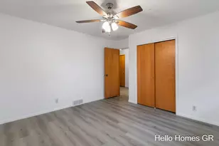 1135 Carrier Creek Blvd NE, Grand Rapids, MI 49503 - Photo 18