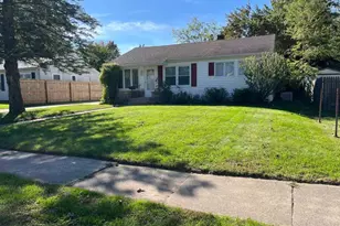 1119 Chrysler St, Kalamazoo, MI 49048 - Photo 1